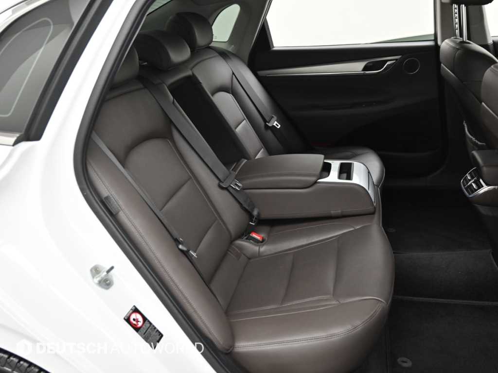 HYUNDAI Grandeur - Vista 12