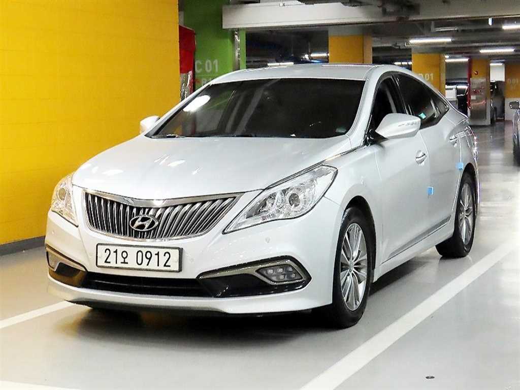 HYUNDAI Grandeur - Vista 2