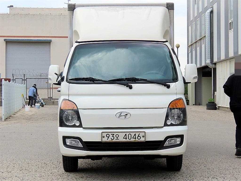 Small Truck Top_Integrated Top Powergate 2018 Blanco - Importación desde Corea - HF Imports Iquique - Foto 1