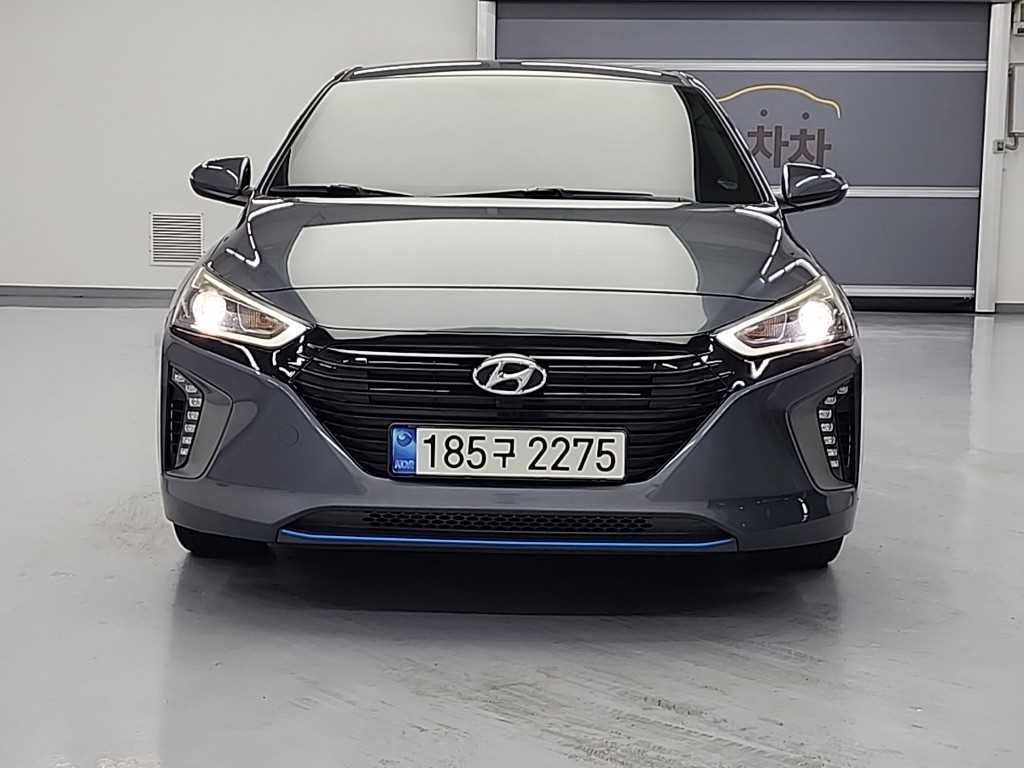 HYUNDAI Ioniq - Vista 2