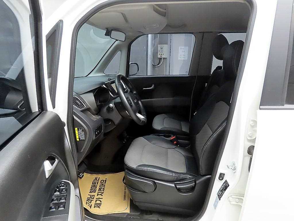KIA Ray - Vista 5