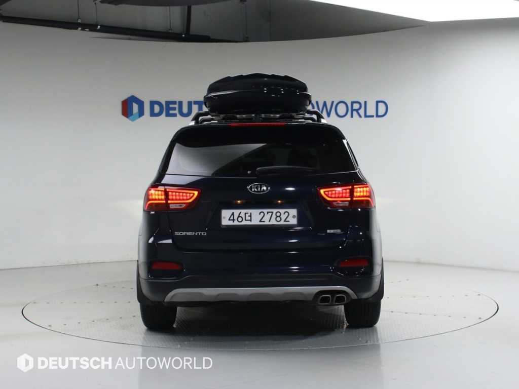 KIA Sorento - Vista 4