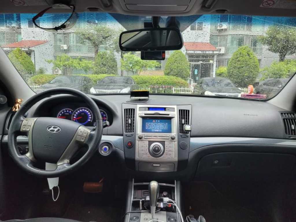 HYUNDAI Veracruz - Vista 10