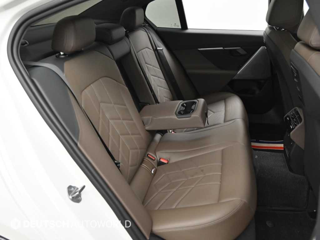 BMW 5 Series - Vista 12