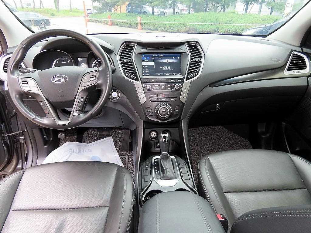 HYUNDAI Santa Fe - Vista 7