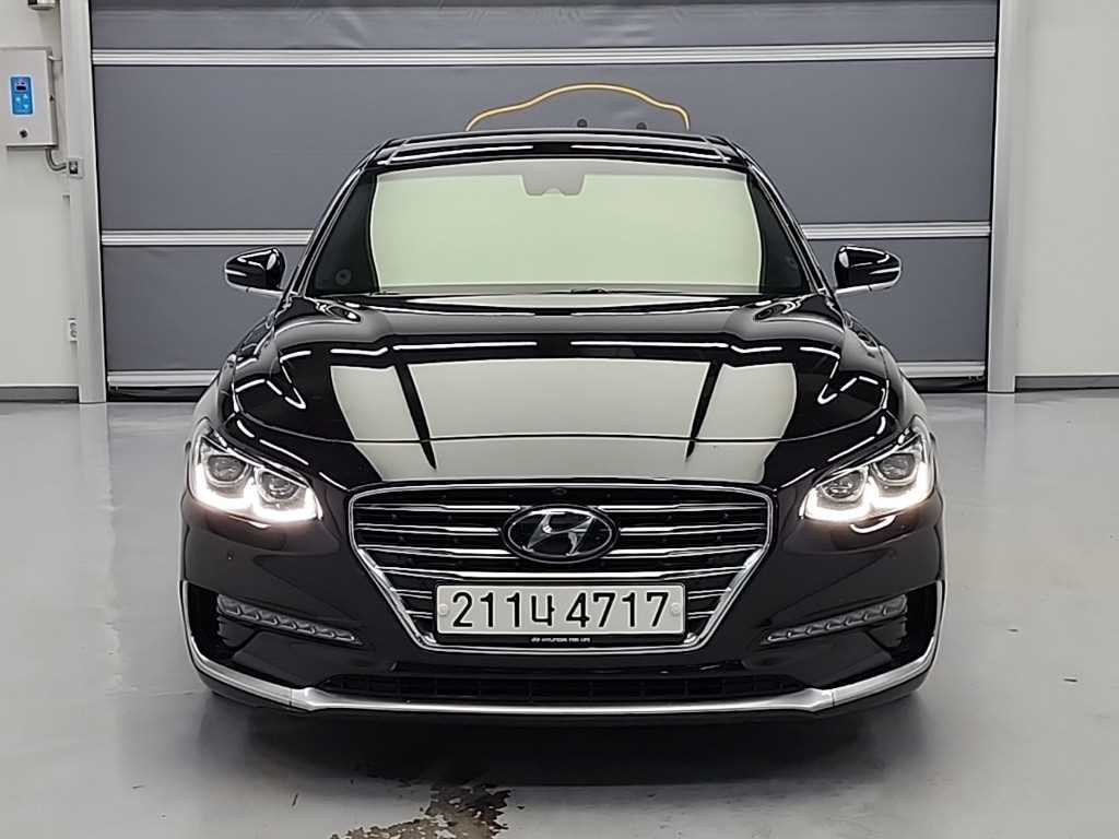 HYUNDAI Grandeur - Vista 2
