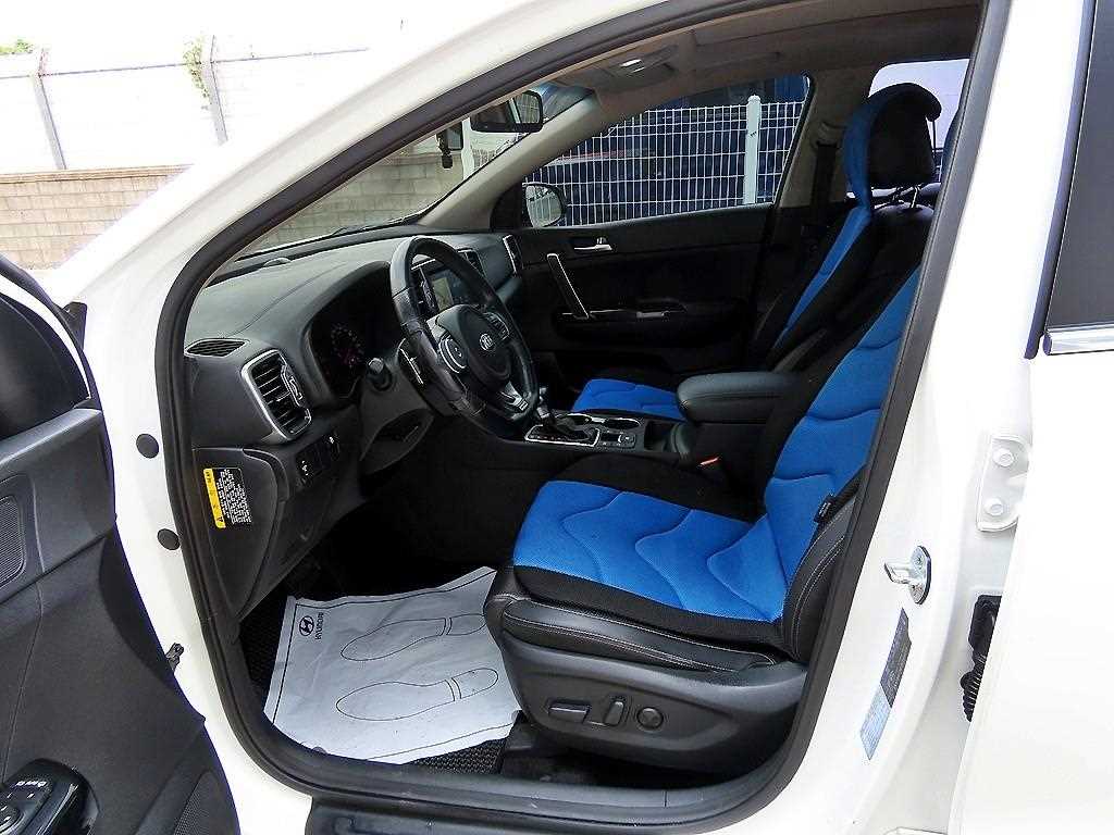 KIA Sportage - Vista 5