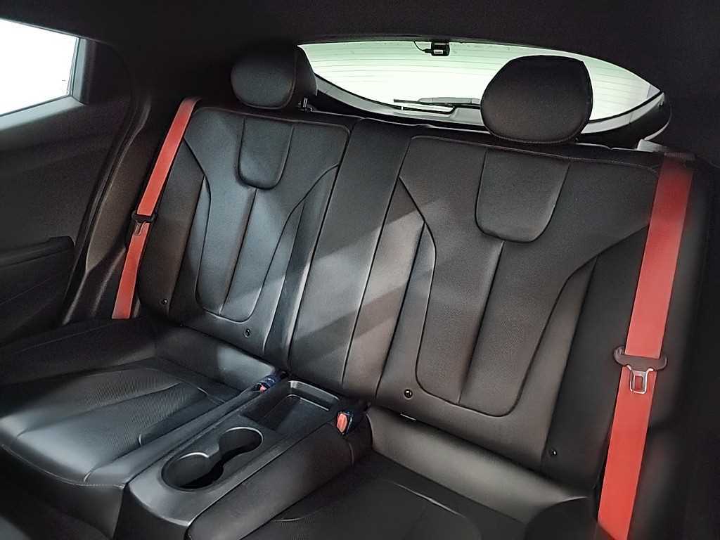 HYUNDAI Veloster - Vista 12