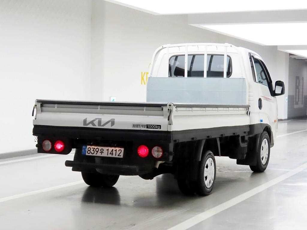 Small Truck Cargo (small) - Vista 4