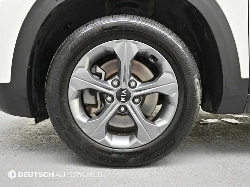 KIA Seltos - Vista 5