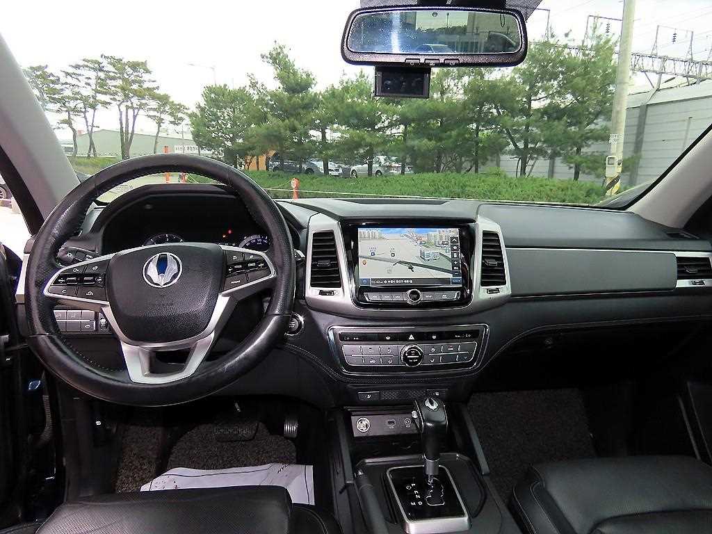 Ssangyong Rexton - Vista 7
