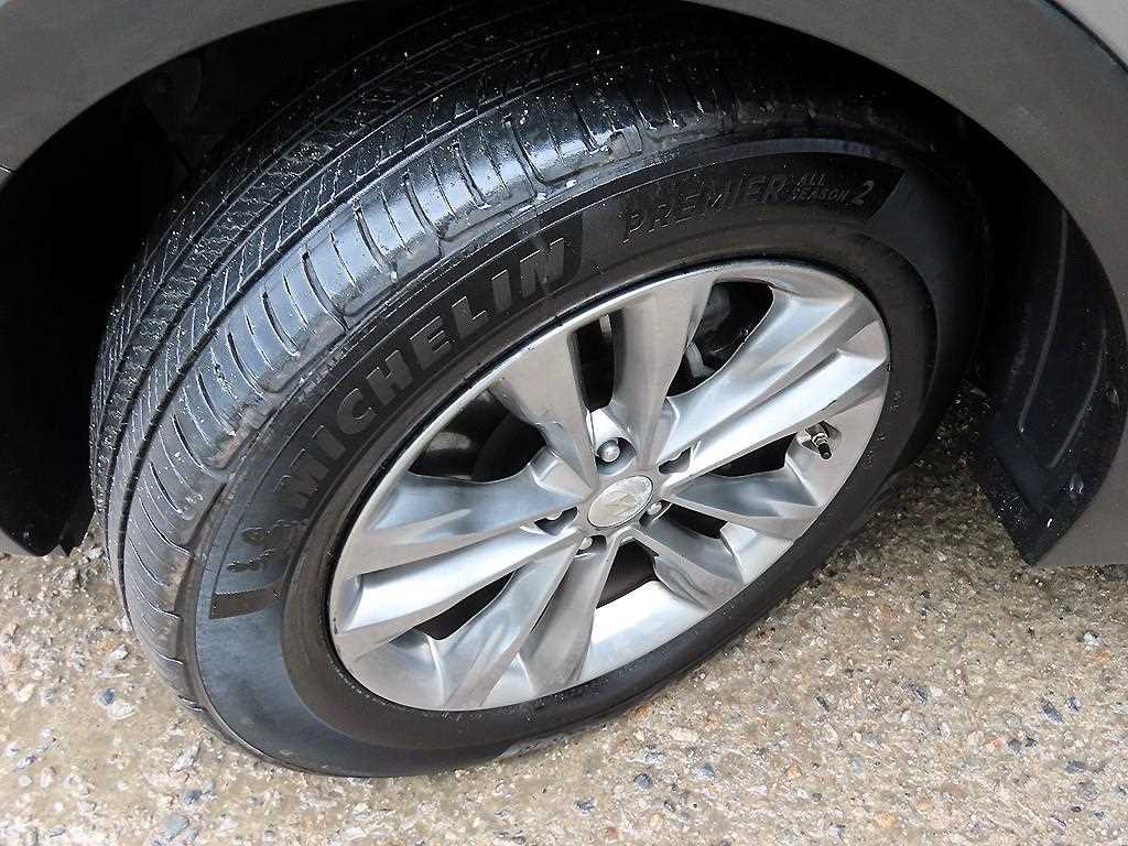 HYUNDAI Santa Fe 2016 Gris - Importación desde Corea - HF Imports Iquique - Foto 19