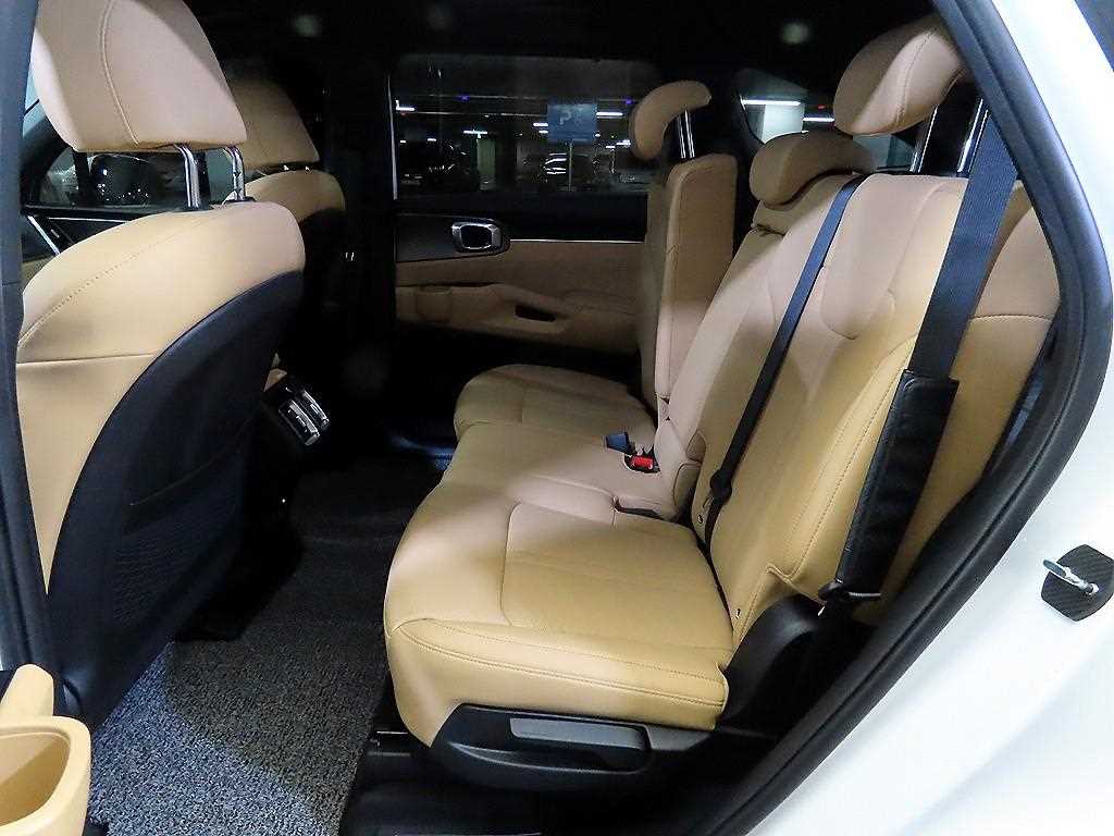 KIA Sorento - Vista 7