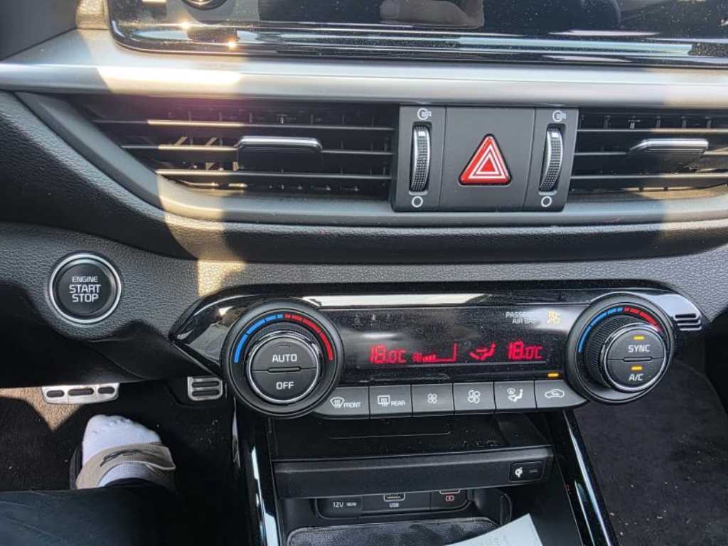 KIA K3 2022 Rojo - Importación desde Corea - HF Imports Iquique - Foto 18