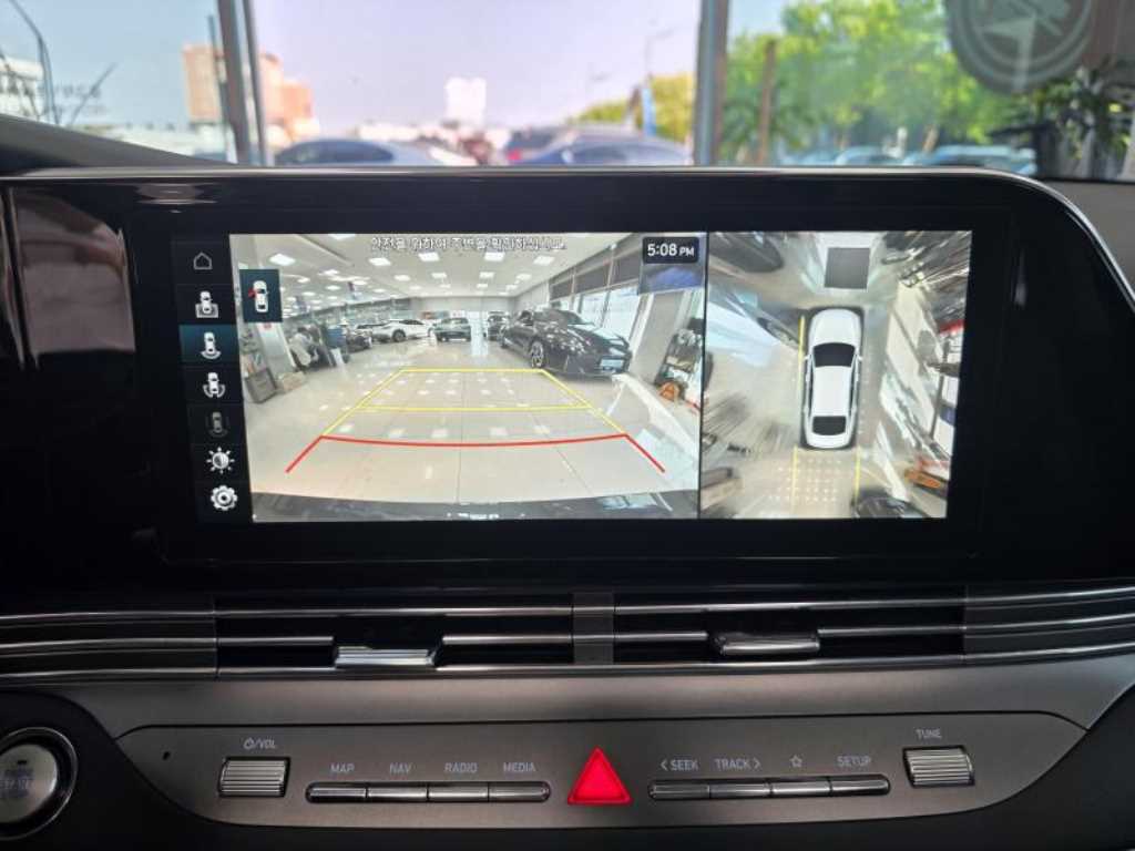 HYUNDAI Grandeur - Vista 12