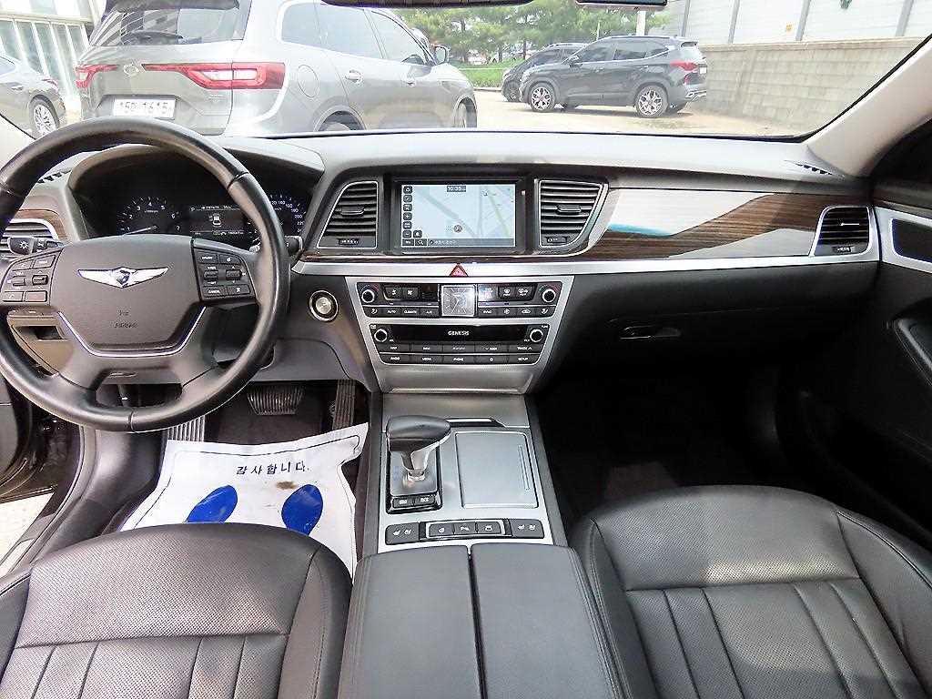Genesis G80 - Vista 7