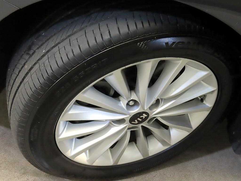 KIA K7 2017 Gris - Importación desde Corea - HF Imports Iquique - Foto 20