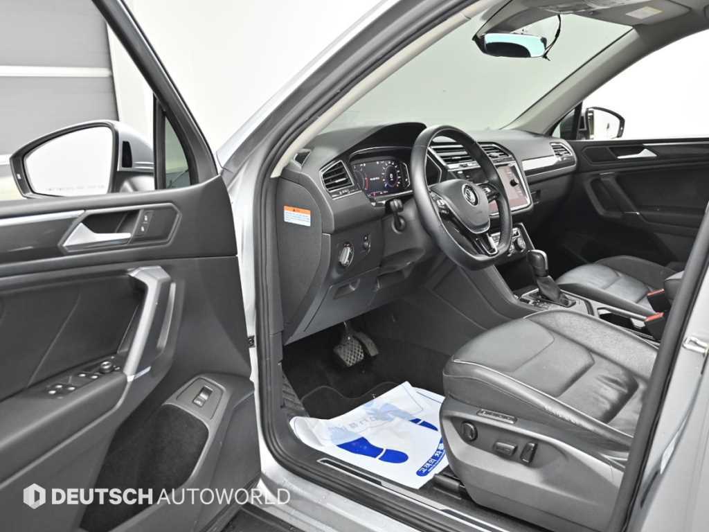 Volkswagen Tiguan - Vista 11