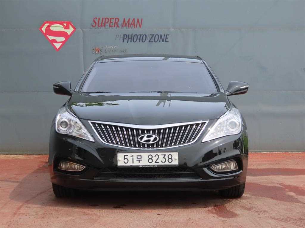 HYUNDAI Grandeur - Vista 2