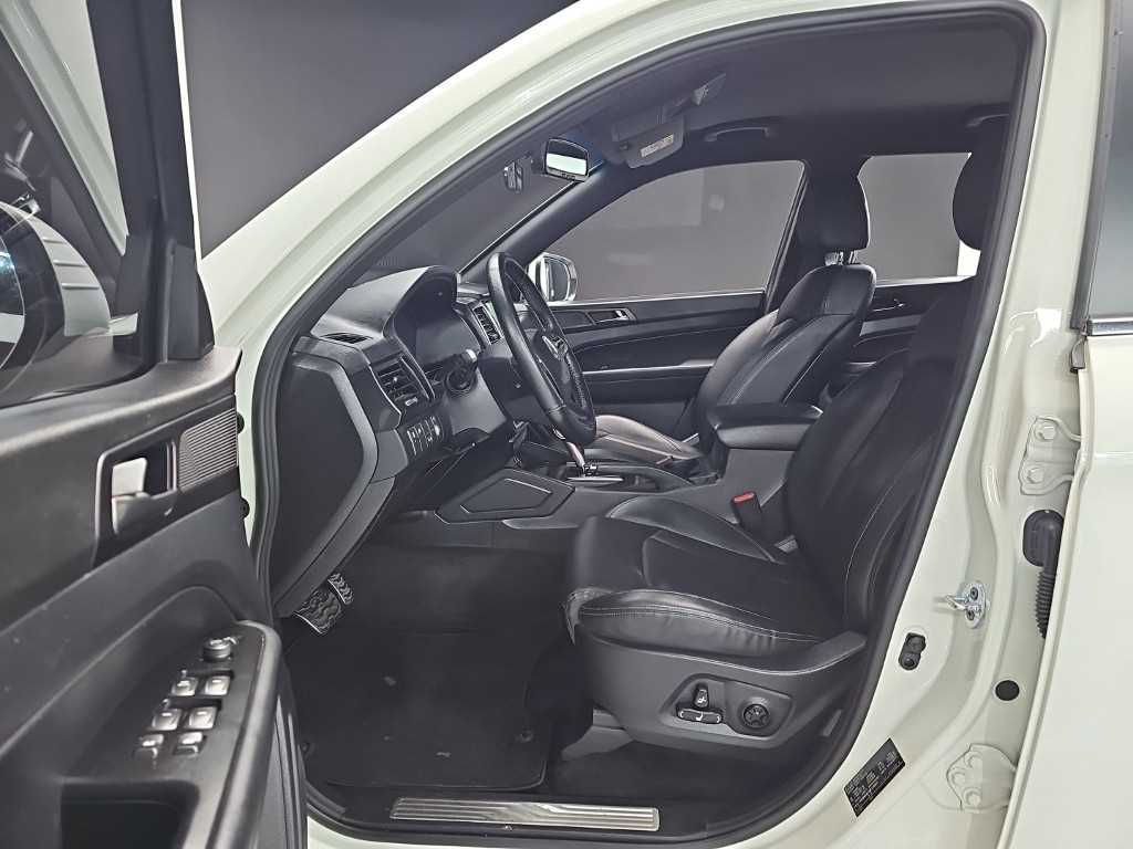 Ssangyong Rexton - Vista 11