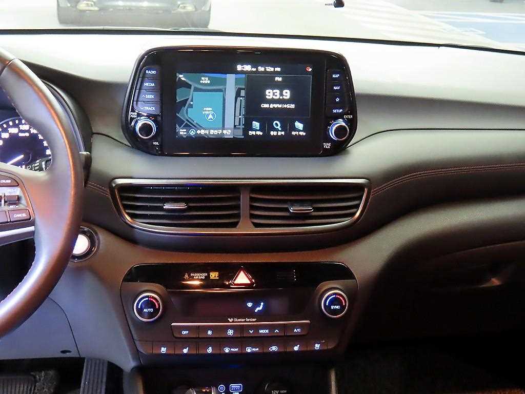 HYUNDAI Tucson - Vista 11