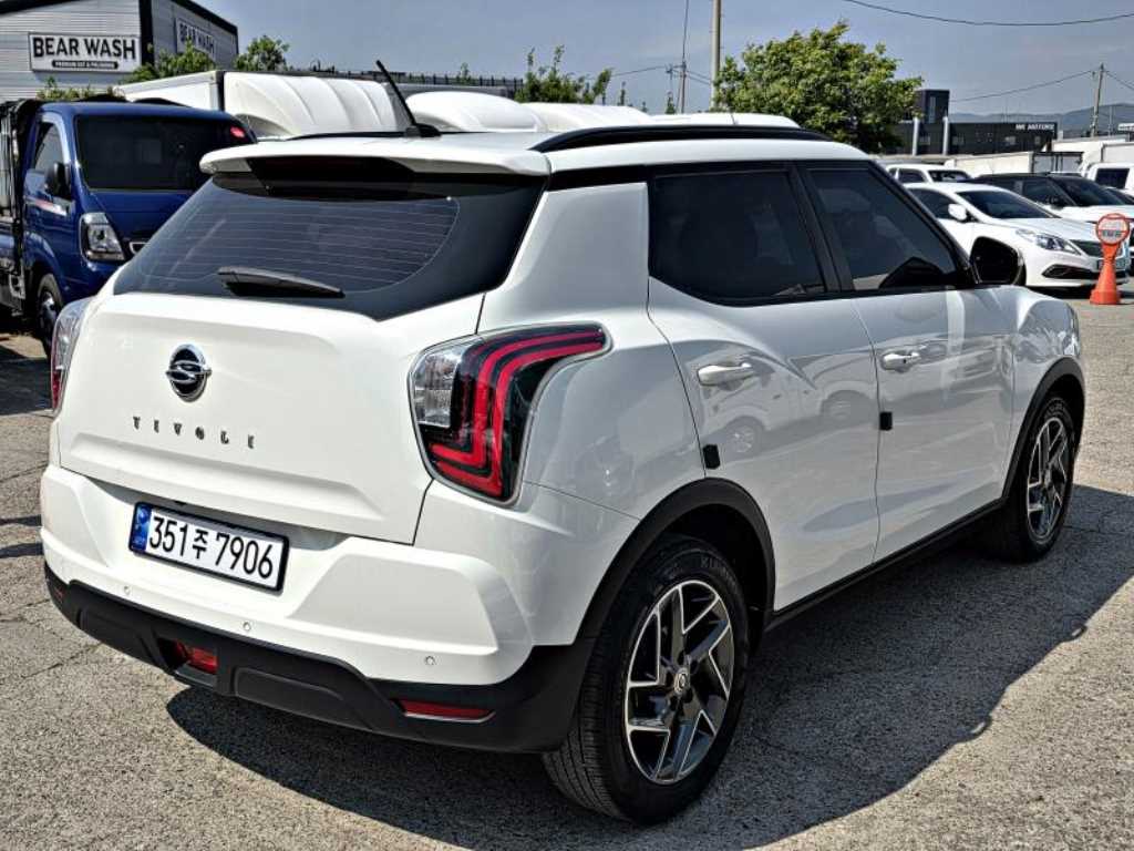 Ssangyong Tivoli - Vista 6