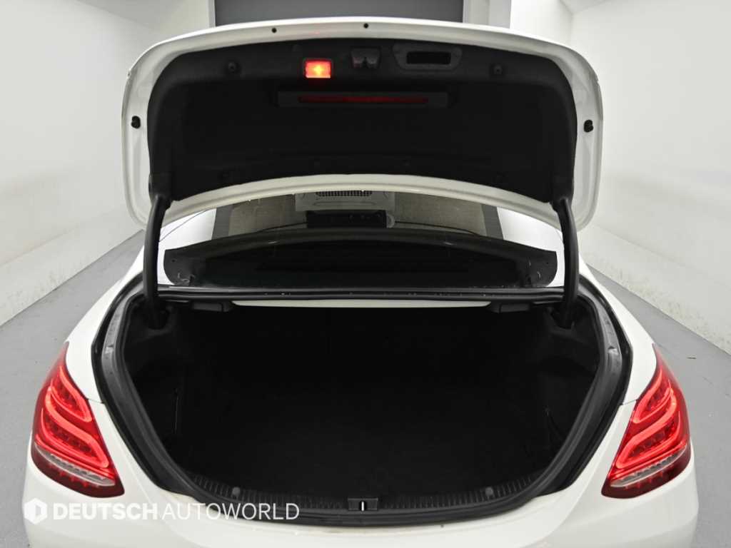 Mercedes Benz C Class 2017 Blanco - Importación desde Corea - HF Imports Iquique - Foto 19