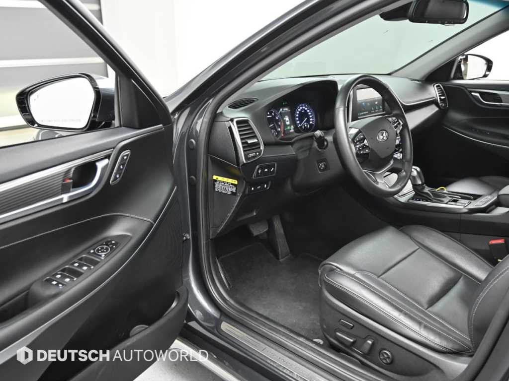 HYUNDAI Grandeur - Vista 11