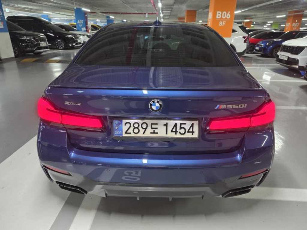 BMW 5 Series - Vista 3
