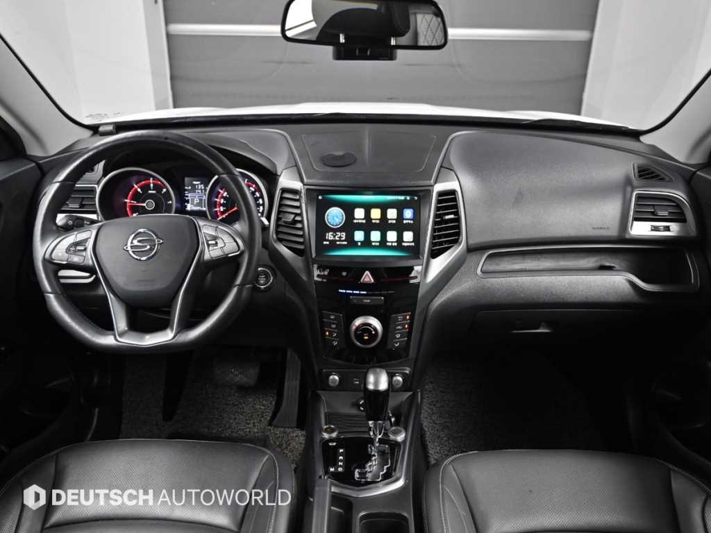 Ssangyong Tivoli - Vista 7
