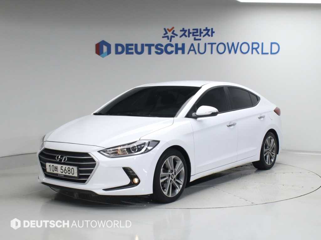 HYUNDAI Avante 2018 Blanco - Importación desde Corea - HF Imports Iquique - Foto 1