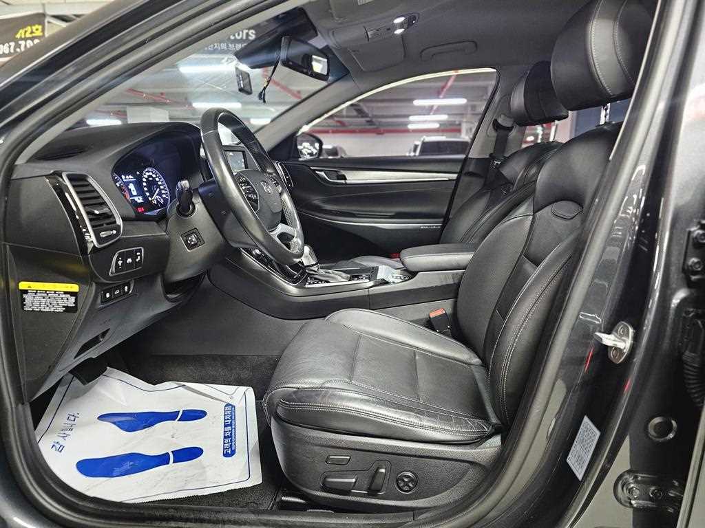 HYUNDAI Grandeur - Vista 6
