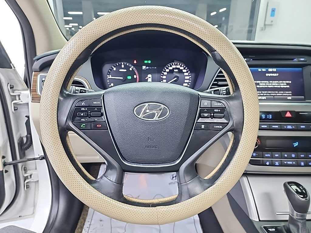 HYUNDAI Sonata - Vista 9
