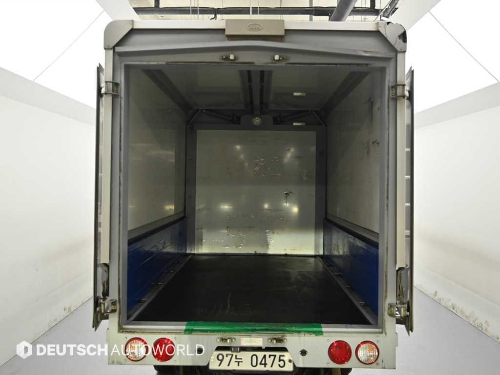 Small Truck Top_Wingbody 2018 Blanco - Importación desde Corea - HF Imports Iquique - Foto 19