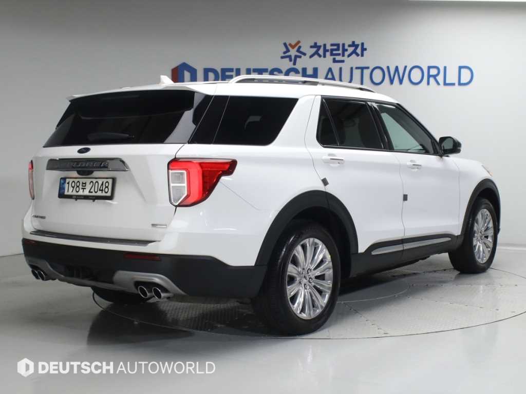 Ford Explorer - Vista 2