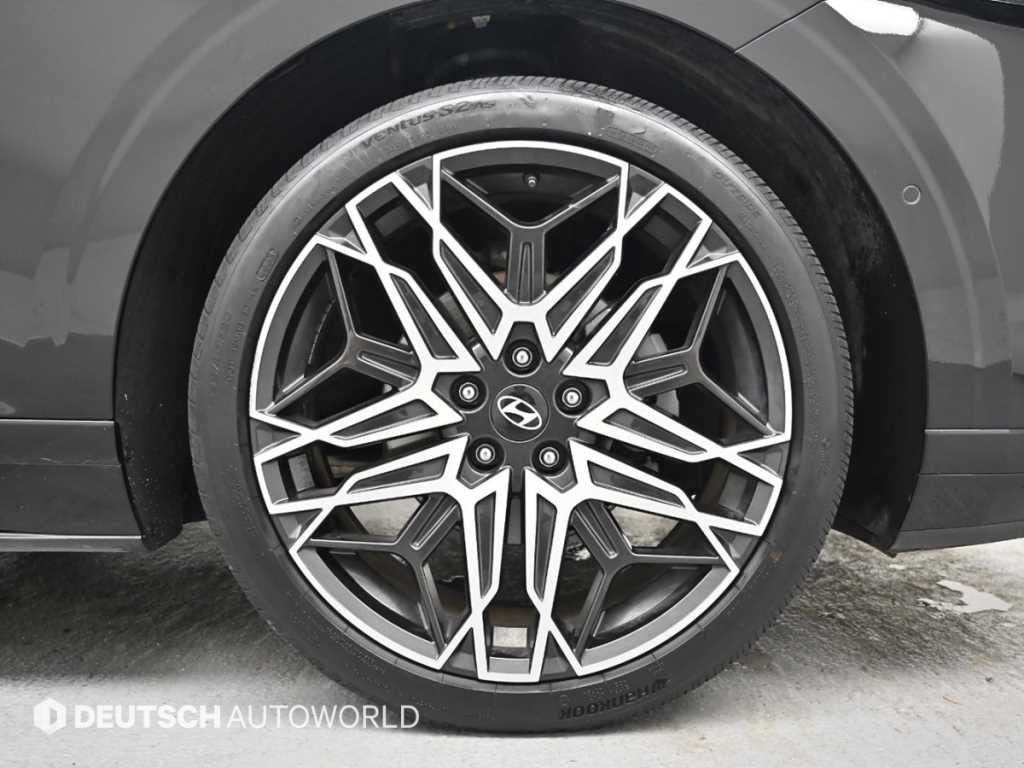 HYUNDAI Grandeur - Vista 5