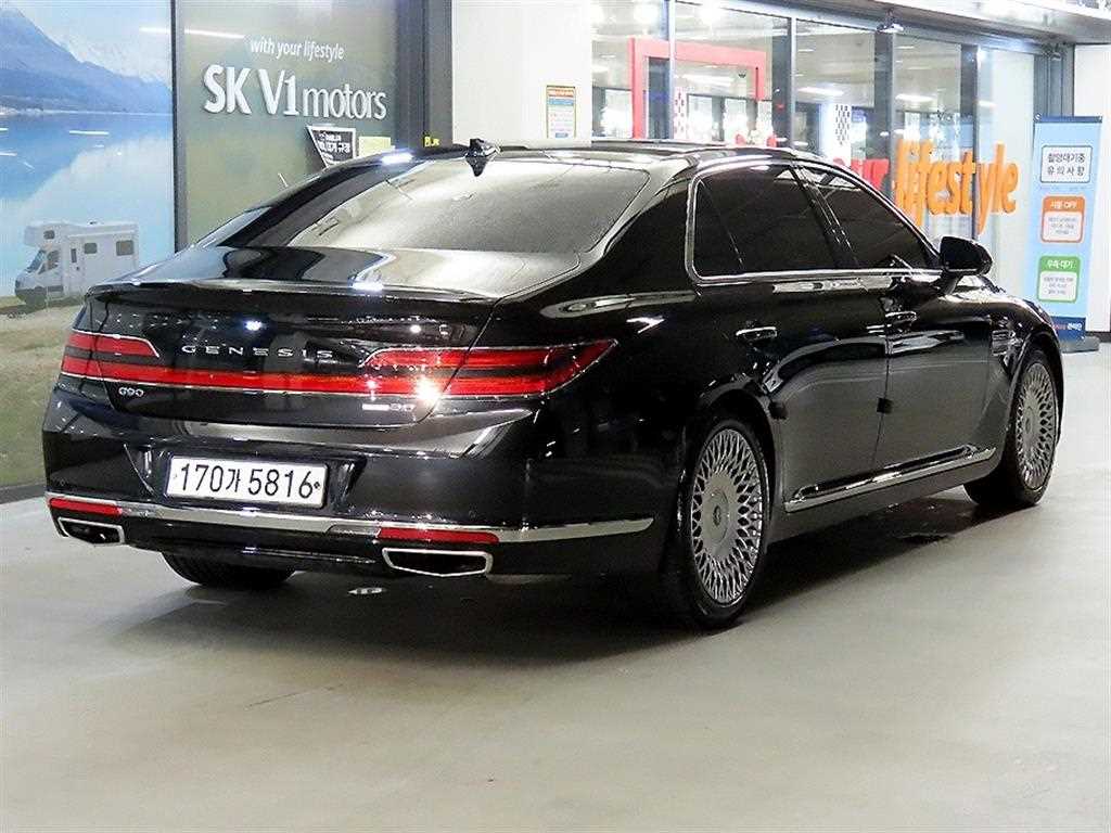 Genesis G90 - Vista 4