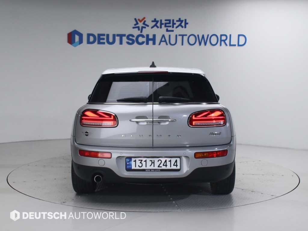 Mini Clubman - Vista 4