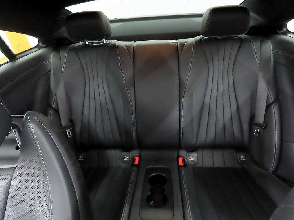 Mercedes Benz E class - Vista 6