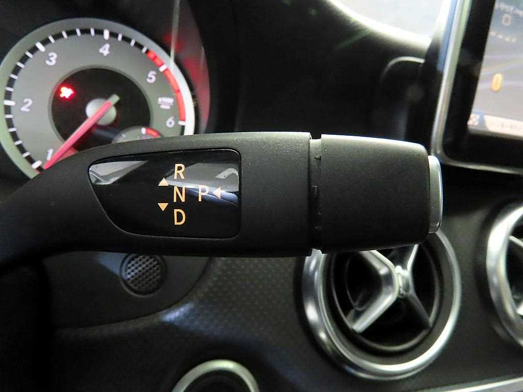 Mercedes Benz A Class - Vista 12