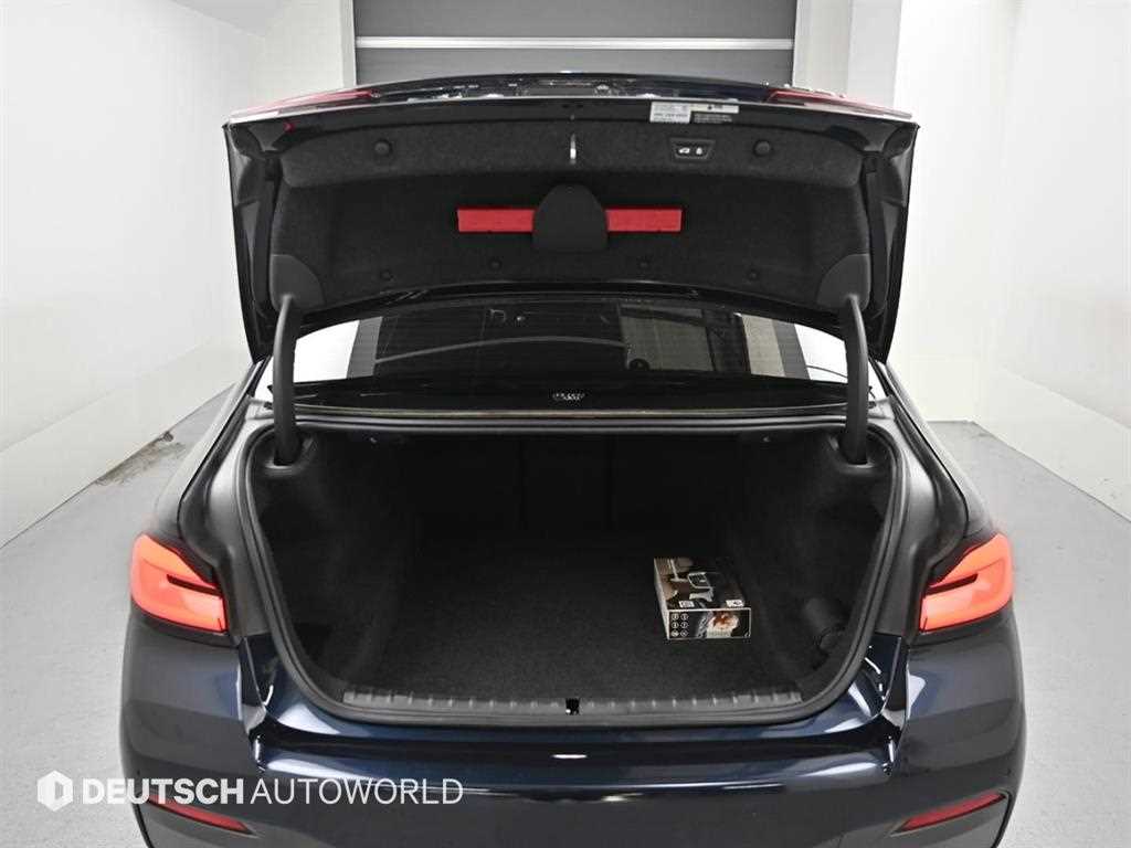 BMW 5 Series 2022 Negro - Importación desde Corea - HF Imports Iquique - Foto 19