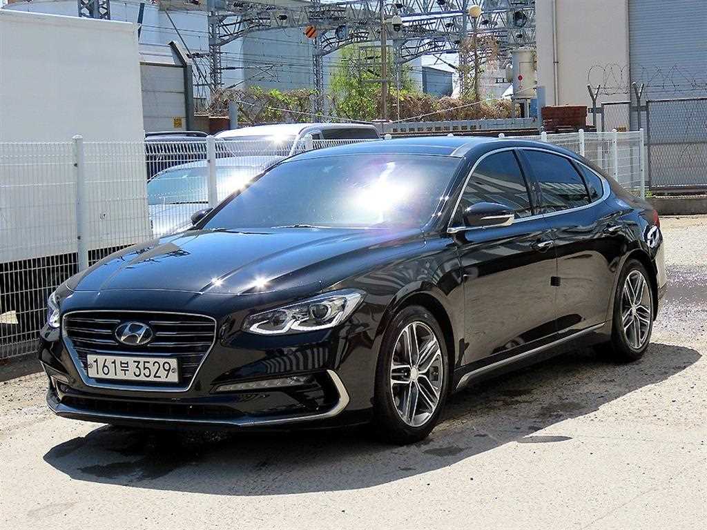 HYUNDAI Grandeur - Vista 2