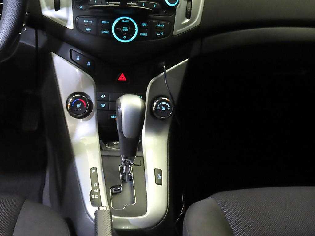 Chevrolet Cruise - Vista 12