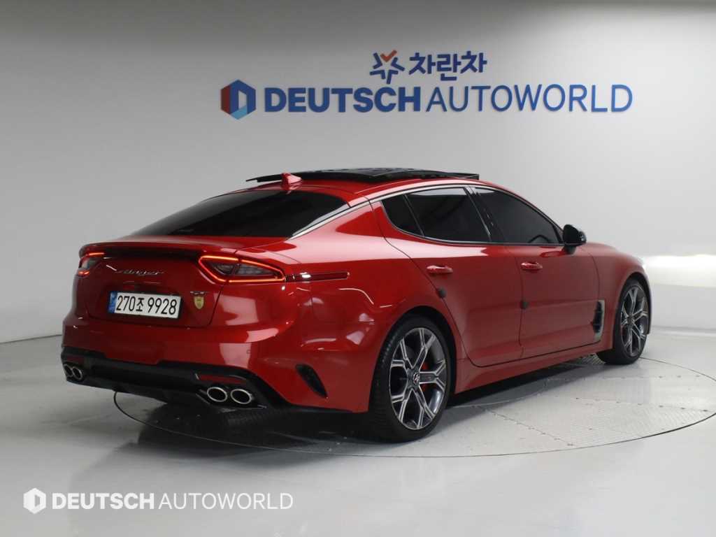 KIA Stinger - Vista 2