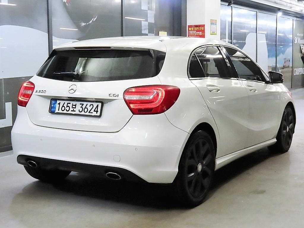 Mercedes Benz A Class - Vista 4