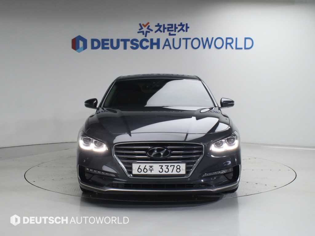 HYUNDAI Grandeur - Vista 3