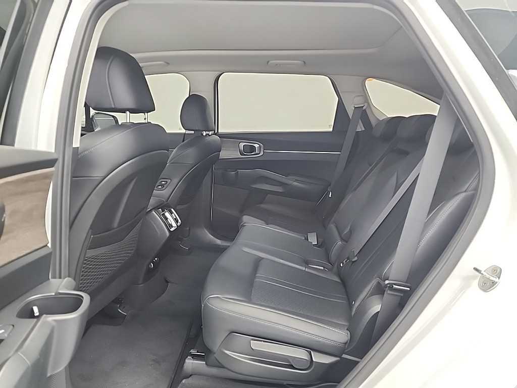 KIA Sorento - Vista 12