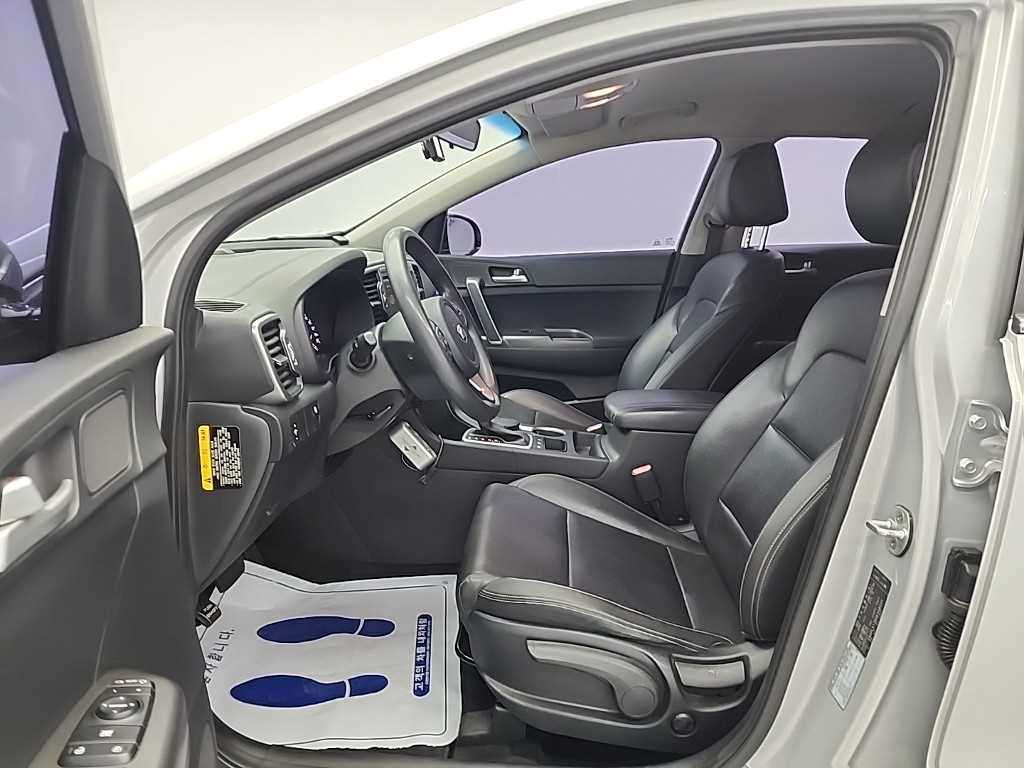 KIA Sportage - Vista 11