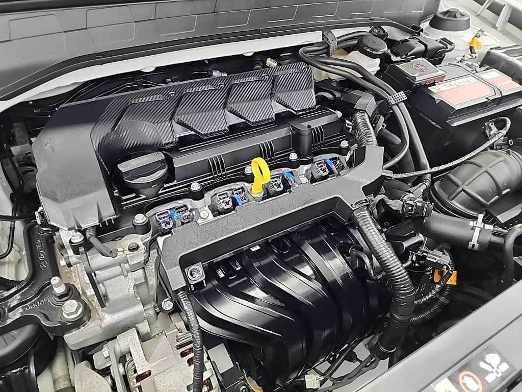 HYUNDAI Venue - Vista 5