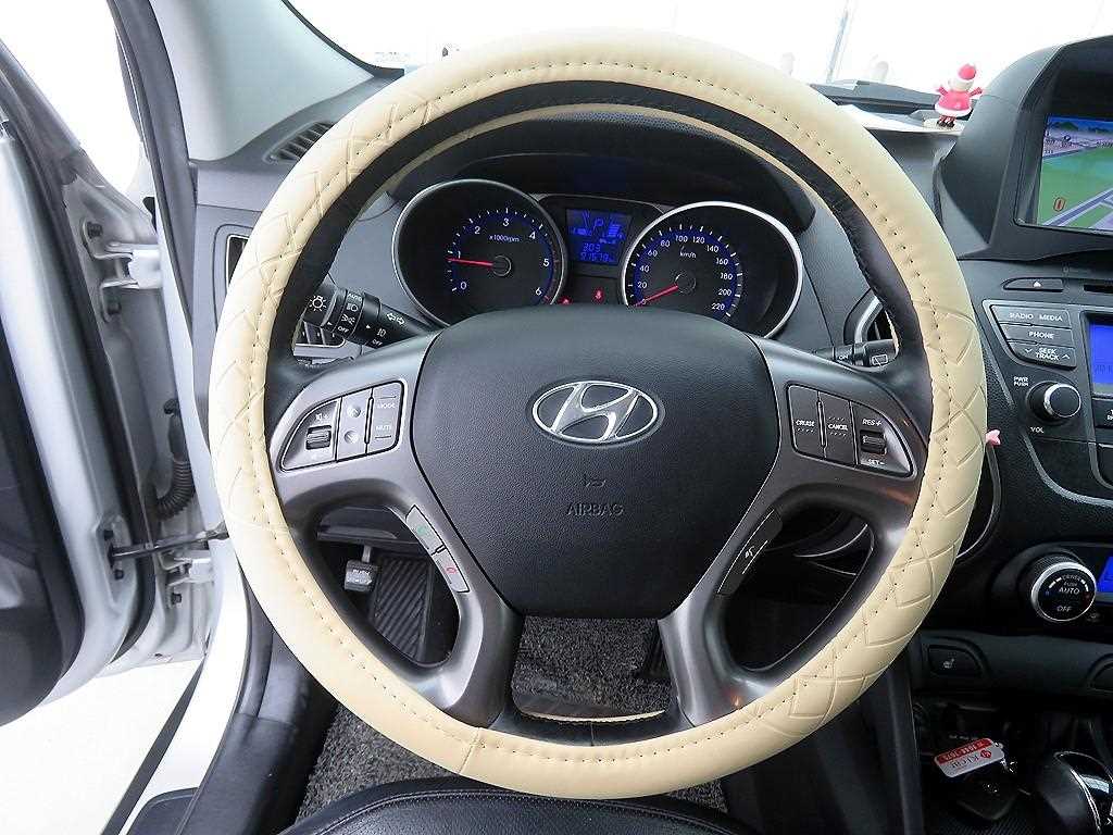 HYUNDAI Tucson - Vista 9